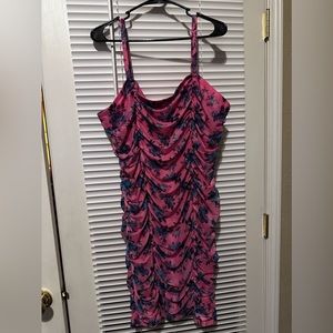 Torrid 2x Ruched body con dress. Brand new!